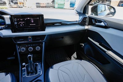 2025 Volkswagen Taos S