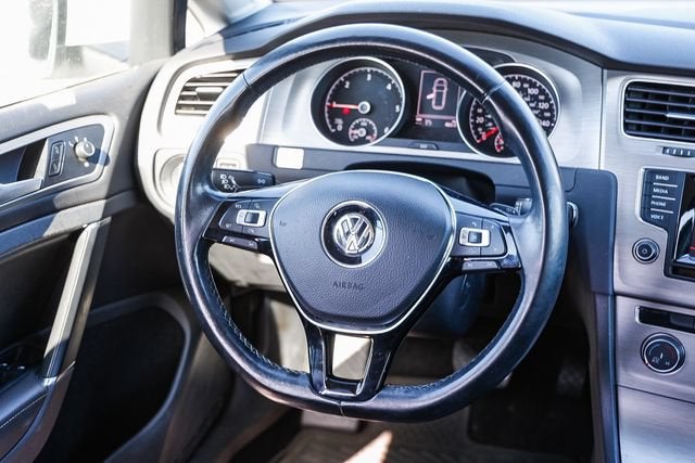 2015 Volkswagen Golf SportWagen TDI S