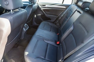 2015 Volkswagen Golf SportWagen TDI S