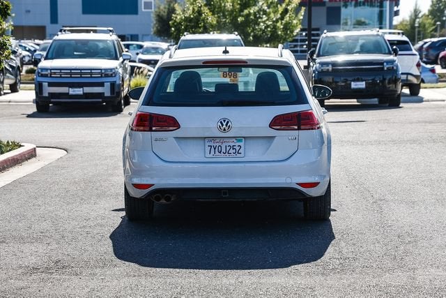 2015 Volkswagen Golf SportWagen TDI S