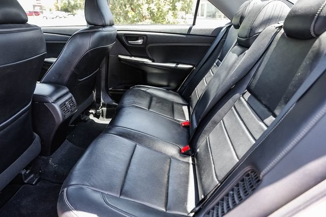 2016 Toyota Camry Hybrid LE