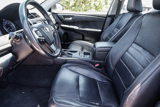 2016 Toyota Camry Hybrid LE