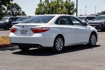 2016 Toyota Camry Hybrid LE