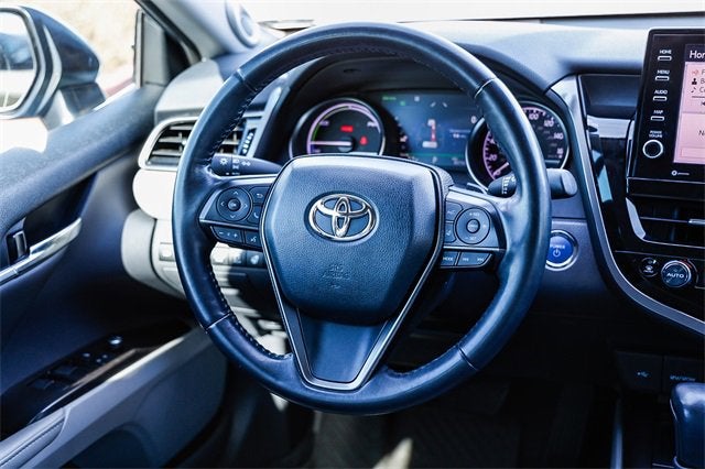 2022 Toyota Camry Hybrid XSE