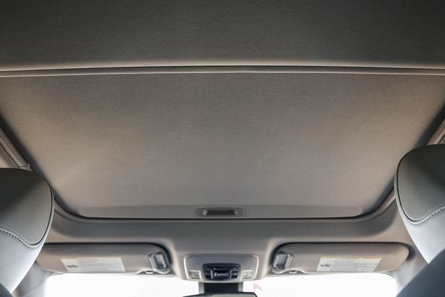 2022 Toyota Camry Hybrid XSE