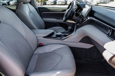 2022 Toyota Camry Hybrid XSE