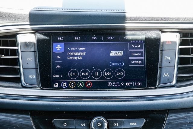 2022 Buick Enclave Essence