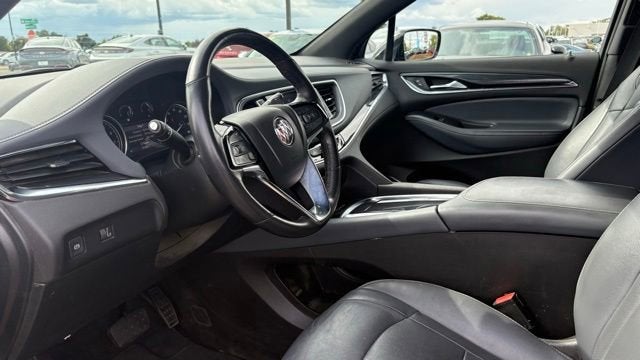 2022 Buick Enclave Essence