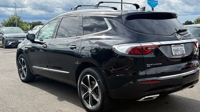2022 Buick Enclave Essence
