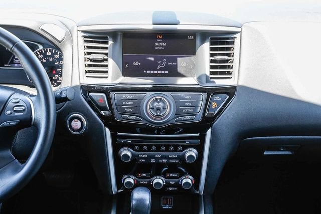 2019 Nissan Pathfinder SV