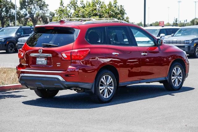 2019 Nissan Pathfinder SV