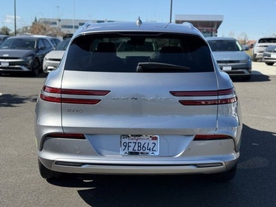 2023 Genesis Electrified GV70 Advanced