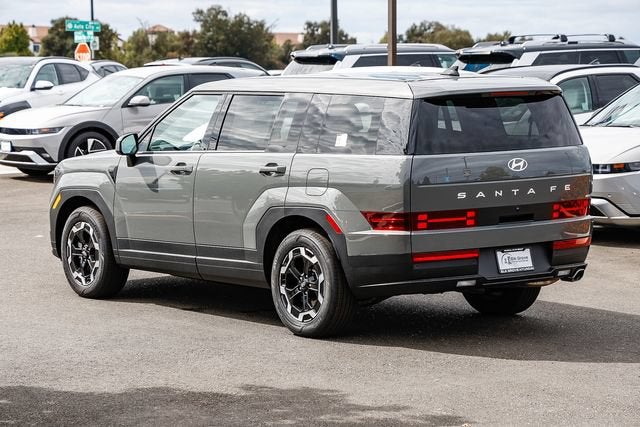 2027 Hyundai Santa Fe SE