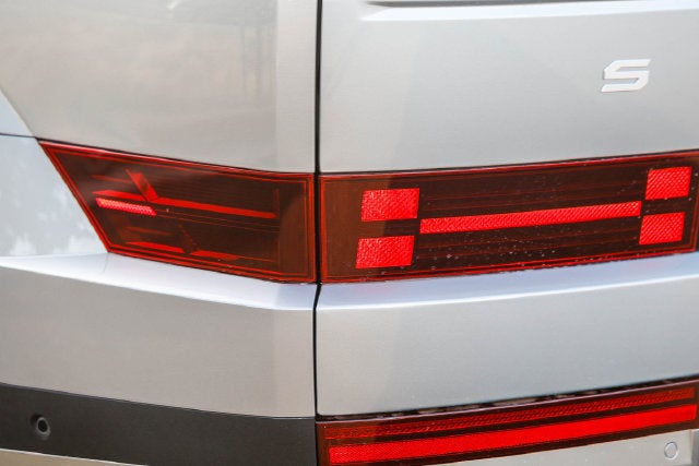 2027 Hyundai Santa Fe Hybrid Limited 6P