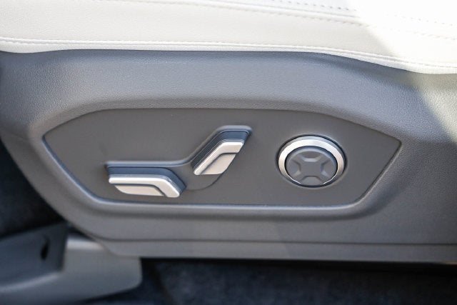 2027 Hyundai Santa Fe Hybrid Limited 6P