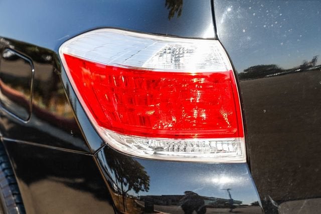 2012 Toyota Highlander SE