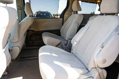2013 Toyota Sienna LE