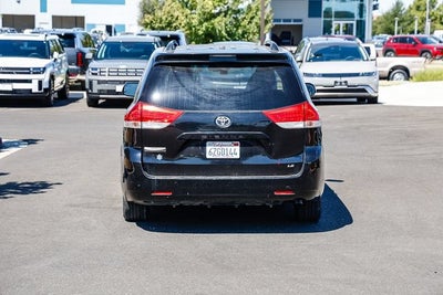 2013 Toyota Sienna LE