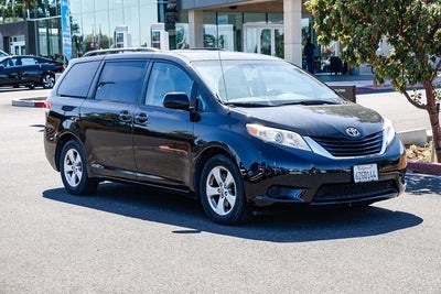2013 Toyota Sienna LE