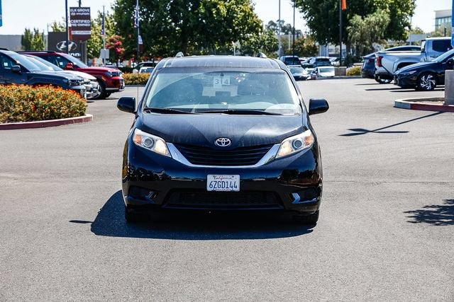 2013 Toyota Sienna LE