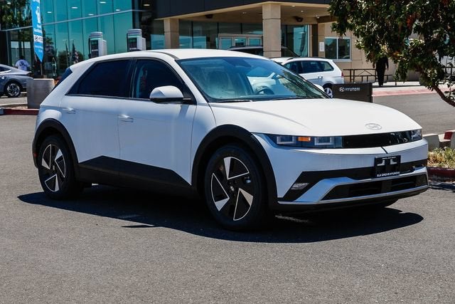 2026 Hyundai IONIQ 5 SEL