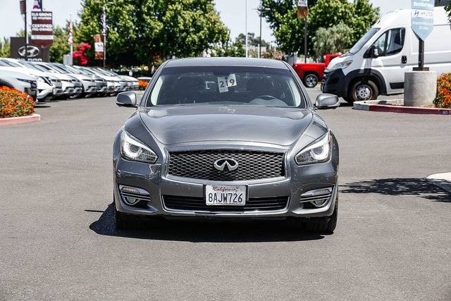 2017 INFINITI Q70L 3.7