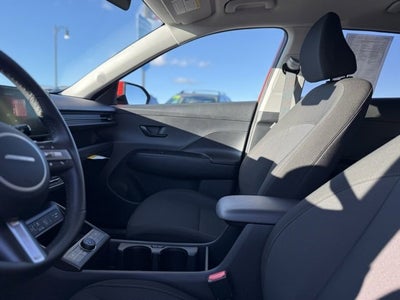 2025 Hyundai Kona SEL Convenience