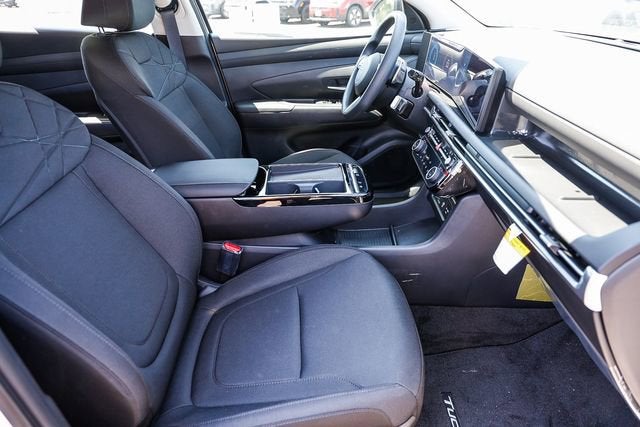 2026 Hyundai Tucson Hybrid Blue SE