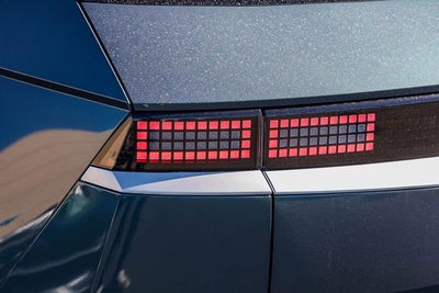 2024 Hyundai IONIQ 5 SE