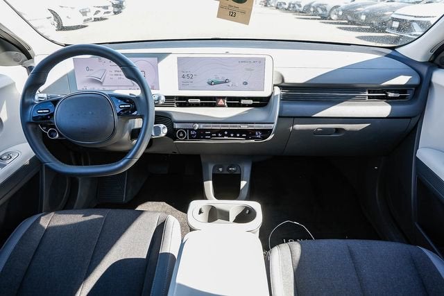 2024 Hyundai IONIQ 5 SE