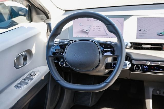 2024 Hyundai IONIQ 5 SE