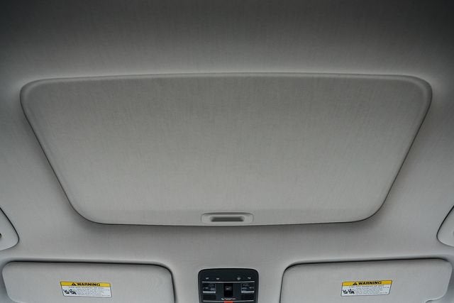 2027 Hyundai Palisade Hybrid SEL Premium 8P