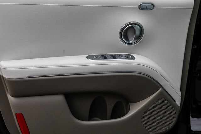 2027 Hyundai Palisade Hybrid SEL Premium 8P