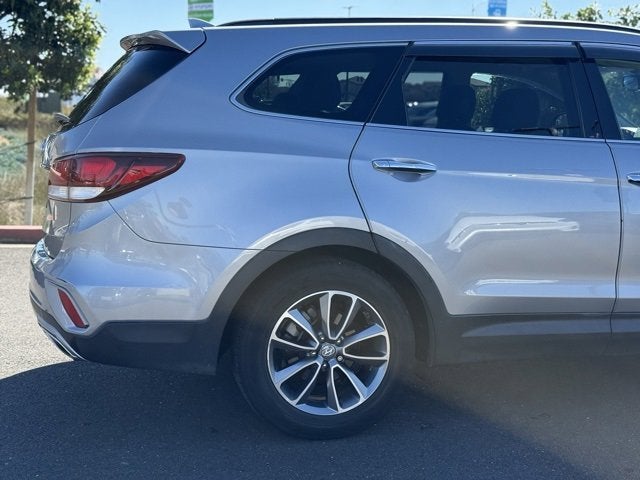 2018 Hyundai Santa Fe SE