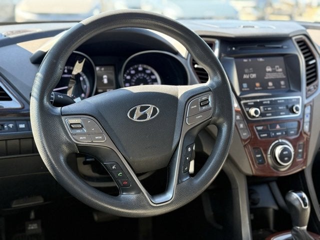 2018 Hyundai Santa Fe SE