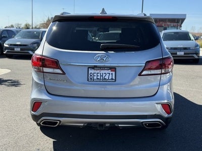 2018 Hyundai Santa Fe SE