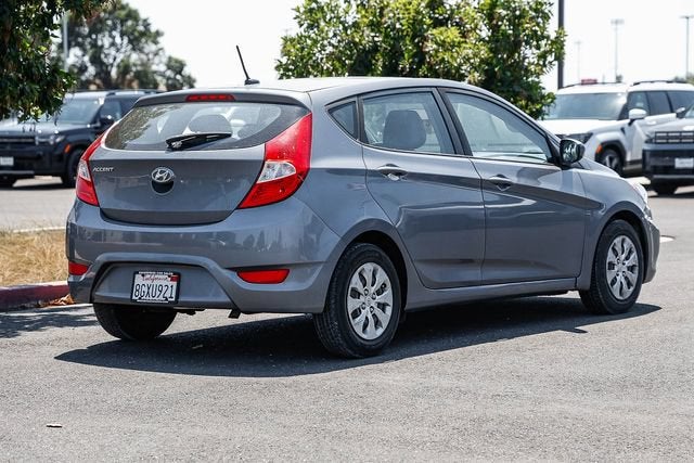 2017 Hyundai Accent SE