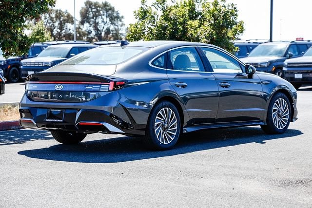 2026 Hyundai Sonata Hybrid Limited