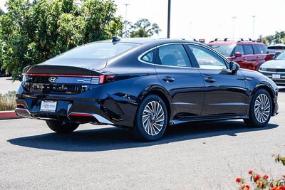 2026 Hyundai Sonata Hybrid Limited