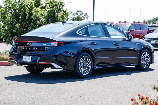 2026 Hyundai Sonata Hybrid Limited
