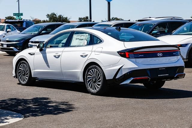 2026 Hyundai Sonata Hybrid Limited