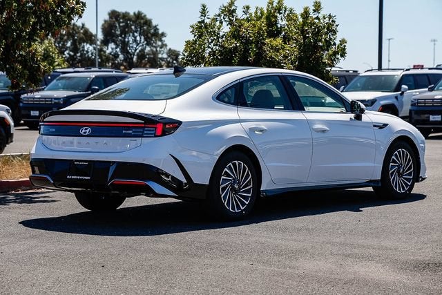 2026 Hyundai Sonata Hybrid Limited