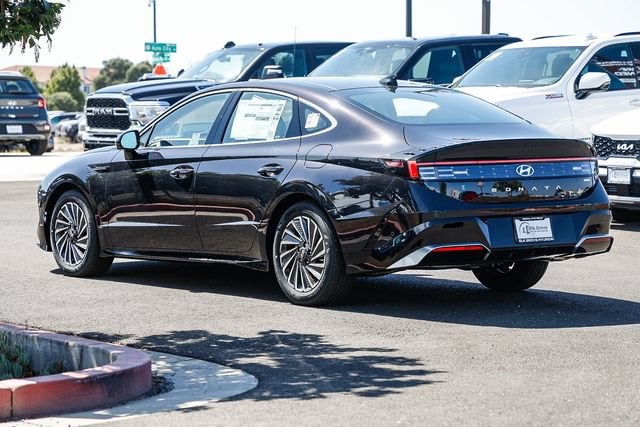 2026 Hyundai Sonata Hybrid Limited