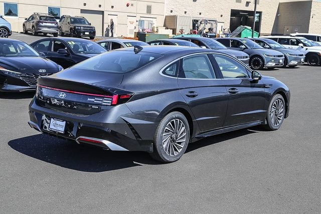 2026 Hyundai Sonata Hybrid Limited