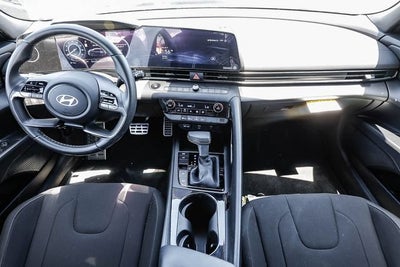 2025 Hyundai Elantra Hybrid SEL Sport