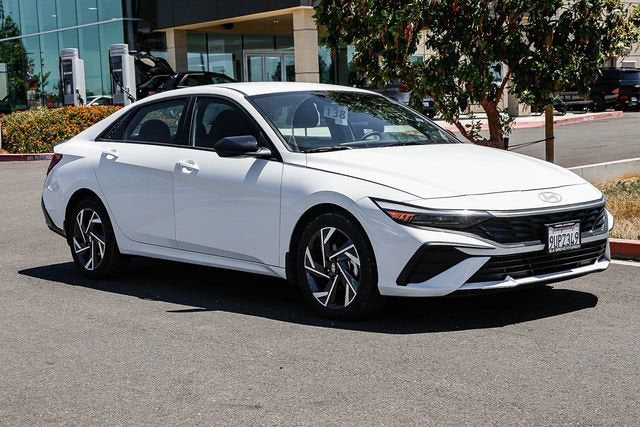 2025 Hyundai Elantra Hybrid SEL Sport