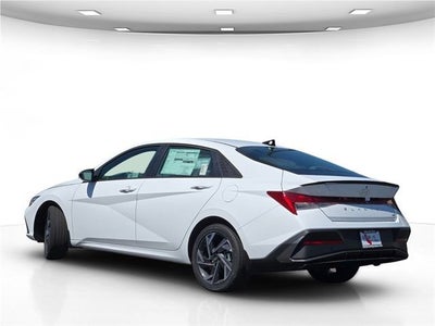 2025 Hyundai Elantra Hybrid SEL Sport
