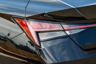 2022 Hyundai Elantra Hybrid Limited