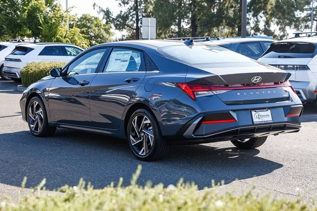 2026 Hyundai Elantra Hybrid Limited