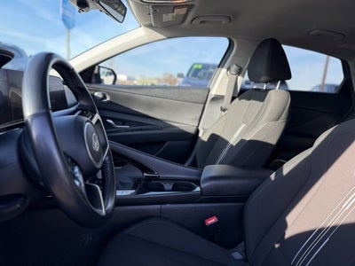 2023 Hyundai Elantra SEL